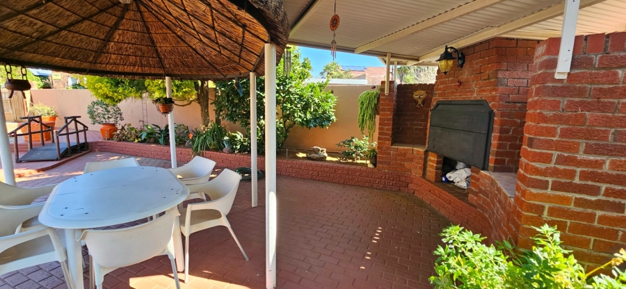 3 Bedroom Property for Sale in Fichardt Park Free State